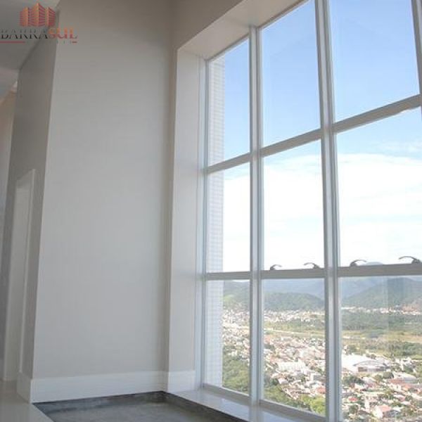 IBIZA TOWERS - COBERTURA DUPLEX - FRENTE MAR