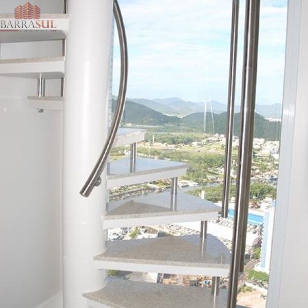 IBIZA TOWERS - COBERTURA DUPLEX - FRENTE MAR