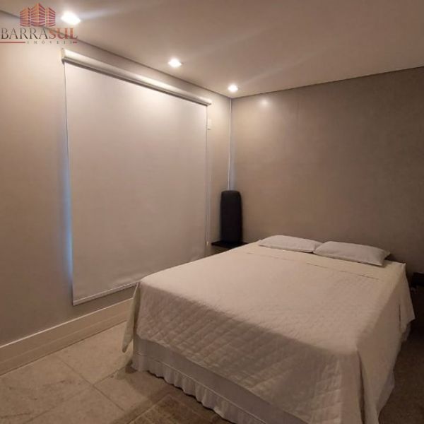 Edifcio Esquina di Parma - Rua 3750 - AP 11