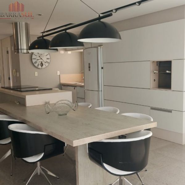 Edifcio Esquina di Parma - Rua 3750 - AP 11