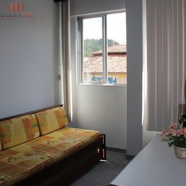 Predio Comercial e Residencial Maria da Praia!!