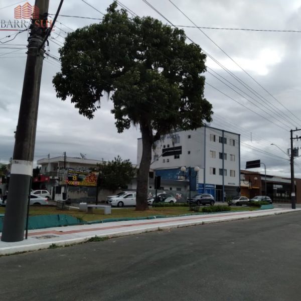 Predio Comercial e Residencial Maria da Praia!!