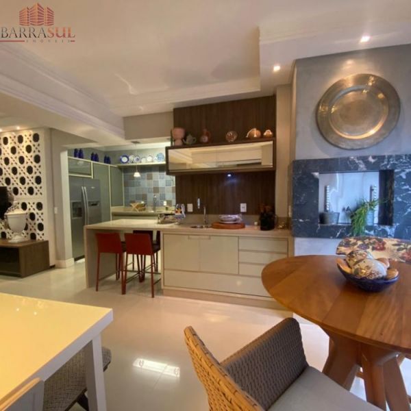 Edifcio Holambra - Rua 4400 - Barra Sul