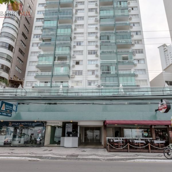 Apartamento Reformado, Decorado e Equipado!!!