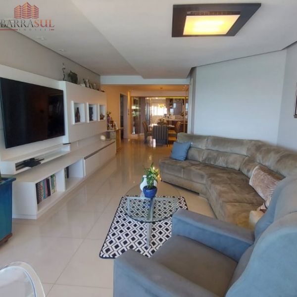 Tropical Summer Residence