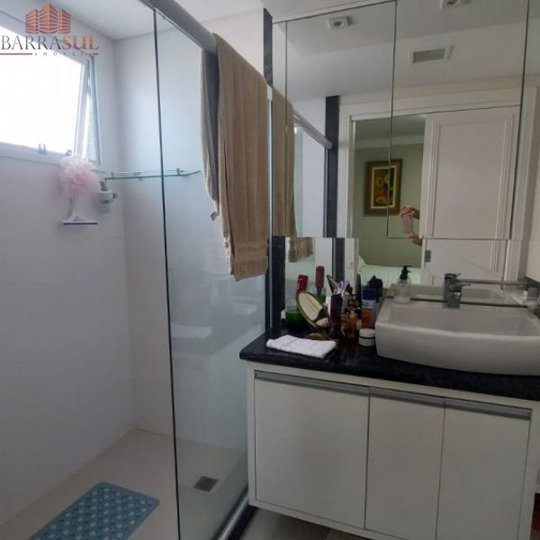 Tropical Summer Residence