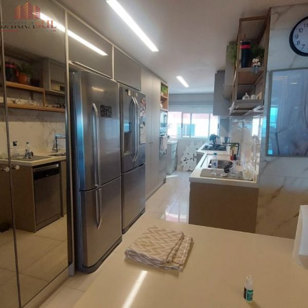 Tropical Summer Residence