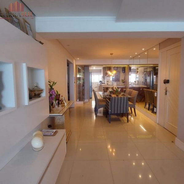 Tropical Summer Residence