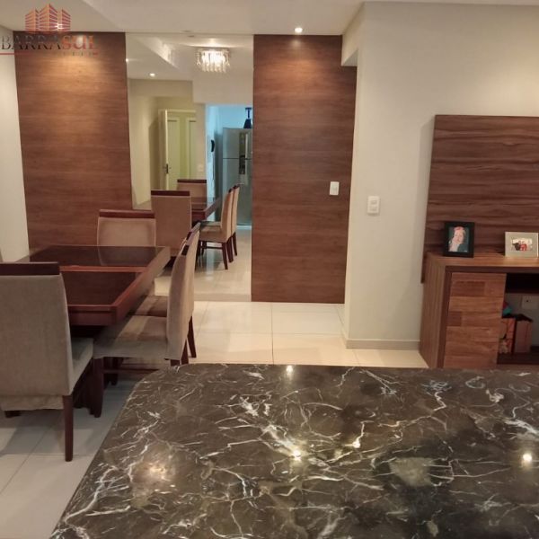 Edificio Saint Tropez - Ruas 3800 x 3700