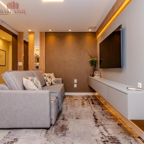 Edif�cio Saint Tropez  Barra Sul