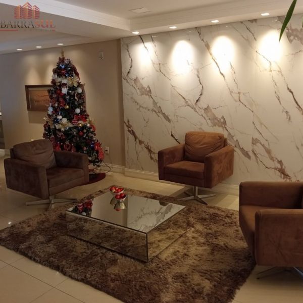 Edif�cio Saint Tropez  Barra Sul