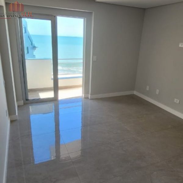 Edif�cio Saint Tropez - Barra Sul